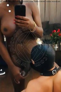 Foto selfie hot mistress trans Imperatrice Nera Caserta 3508053684