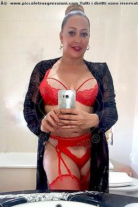 Foto selfie trans escort Lady Marzia Perugia 3932657485