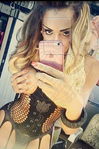 Foto selfie trans escort Veronika Havenna Superstar Verbania 3451171025