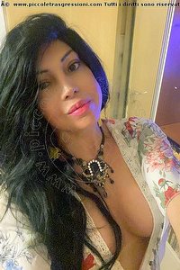 Foto selfie trans escort Arianna Lopez Milano 3889535605