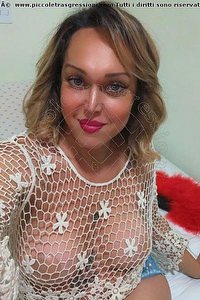 Foto selfie trans escort Vyvian Cosenza 3533438679