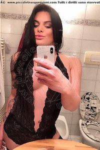 Foto selfie trans Eryka Braga Modena 3280751646