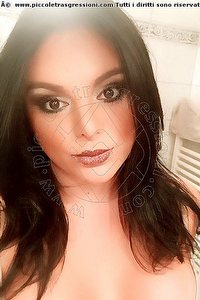 Foto selfie trans Eryka Braga Modena 3280751646