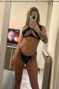 Foto selfie girls Helen Dior Pietra Ligure 3477784202