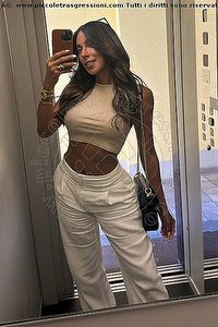 Foto selfie trans Miss Lany Roma 3272298942
