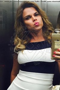 Foto selfie trans escort Hilda Brasil Pornostar Cannes 0033671353350