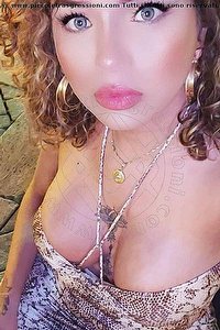 Foto selfie trans Itaka Salerno 3347928918