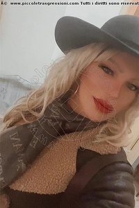 Foto selfie trans escort Vittoria Borghetto Santo Spirito 3295478530