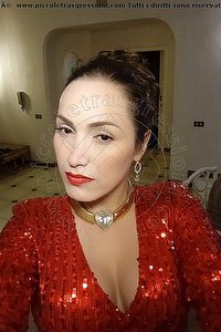 Foto selfie trans Reina Sofia Messina 3511688215