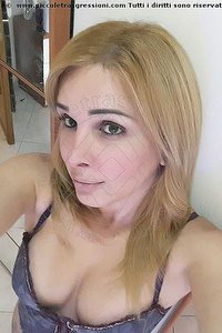 Foto selfie trans escort Karina Moric Prato 3934478032