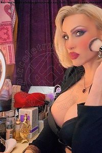Foto selfie mistress trans Regina Xena Italiana Monza 3889831116