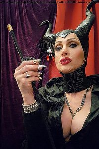 Foto selfie mistress trans Regina Xena Italiana Monza 3889831116