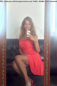 Foto selfie trans escort Barbie Mitica Legnano 3893126858