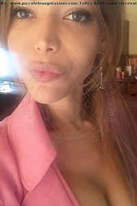 Foto selfie trans escort Barbie Mitica Milano 3893126858