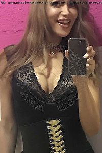 Foto selfie trans escort Barbie Mitica Milano 3893126858