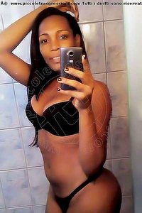 Foto selfie trans Naomi Xl Montesilvano 3290167932