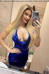 Foto selfie trans Valenttina Monster Dick Brescia 3801584180