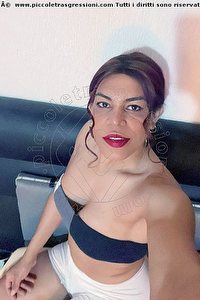 Foto selfie trans Queenn Cosenza 3383363338