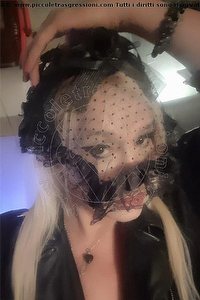 Foto selfie trans Cindy Milano 3487605847