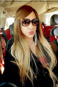 Foto selfie trans escort Sabrina Italiana Lugano 3274768838