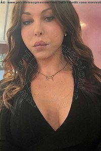 Foto selfie trans escort Sabrina Italiana Alessandria 3274768838