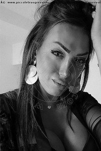 Foto selfie trans escort Amanda Lollobrigida Arezzo 3311333412