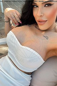 Foto selfie trans escort Gabriella Gandini La Dea Desenzano Del Garda 3714818868