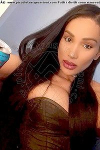 Foto selfie trans Samy Como 3511537715