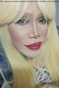 Foto selfie trans Nicole Vip Venturiny Milano 3533538868