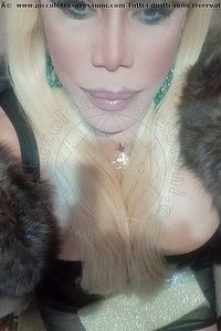 Foto selfie trans escort Nicole Vip Venturiny Bergamo 3533538868