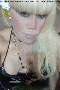 Foto selfie trans escort Nicole Vip Venturiny Bergamo 3533538868