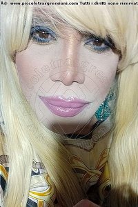 Foto selfie trans escort Nicole Vip Venturiny Milano 3533538868