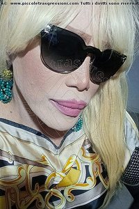 Foto selfie trans escort Nicole Vip Venturiny Milano 3533538868