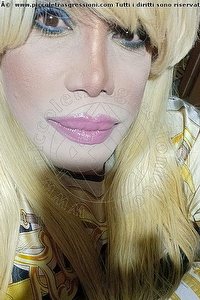 Foto selfie trans escort Nicole Vip Venturiny Milano 3533538868
