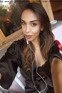 Foto selfie trans escort Fernanda Tavares Roma 3667013803