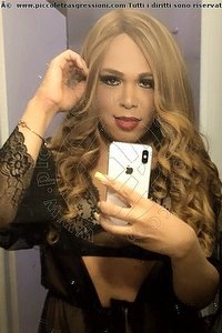 Foto selfie trans escort Rebeka Tre Gambe   Xxl Terracina 3509343345