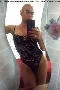 Foto selfie trans Letizia Roseto Degli Abruzzi 3899115382