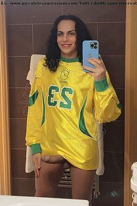 Foto selfie hot trav escort Samantha Dumont Riccione 3312091639