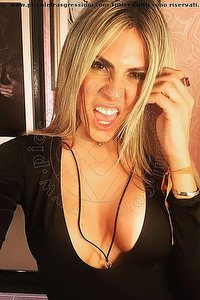 Foto selfie trans escort Vip Giovanna Roma 3341115991