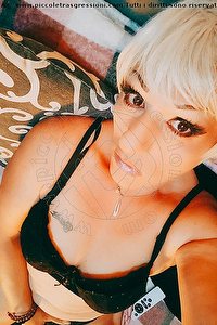 Foto selfie trans Fabiola Monza 3296652291