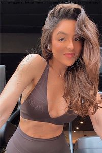 Foto selfie trans Danyela Alves Milano 3288387598