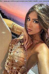 Foto selfie trans Danyela Alves Milano 3288387598