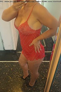 Foto selfie escort Laura  Bionda Cavi Di Lavagna 3517871060