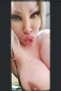 Foto selfie trans Monique Bari 3201830286