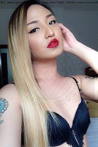 Foto selfie trans Katrina Asiatica Milano 3935020179