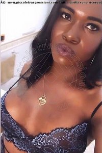 Foto selfie trans Paloma  Terzagamba Napoli 3209335366