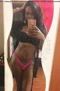 Foto selfie trans escort Thais Gamma Roma 3774224303