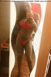 Foto selfie trans escort Thais Gamma Roma 3774224303