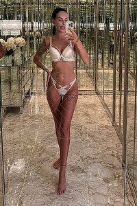 Foto selfie escort Ellyze Caserta 3508188490