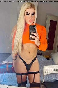 Foto selfie trav Sellen Diaz Parma 3240983874